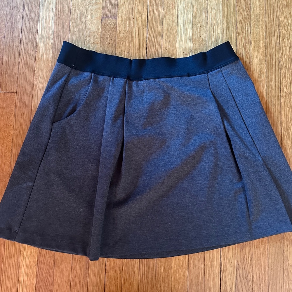 Gap Grey Skirt with Pockets, Size Large, NWT